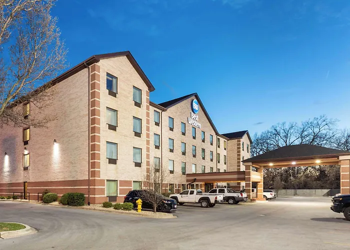 Best Western Inn & Suites - Midway Airport