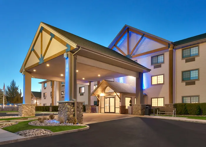Holiday Inn Express By Ihg