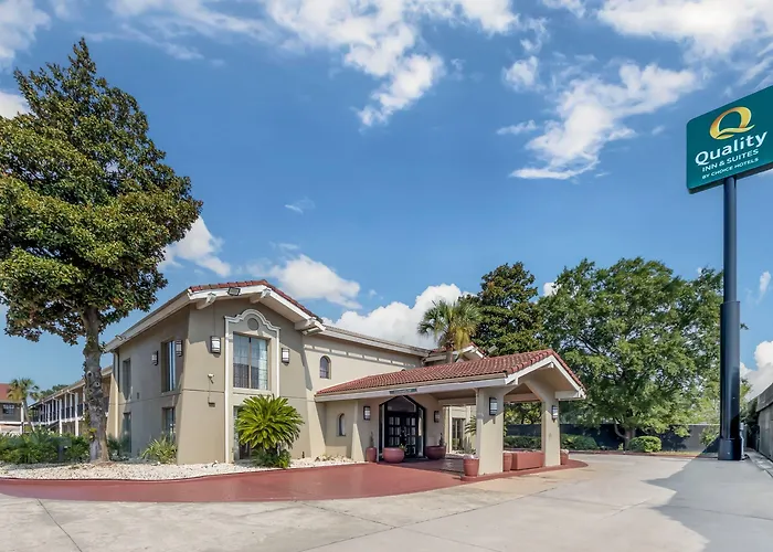 Quality Inn & Suites North Charleston - Ashley Phosphate
