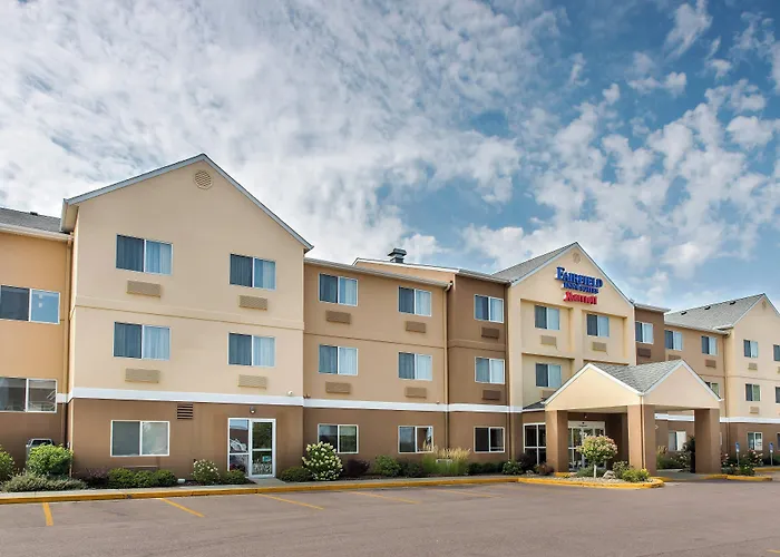 Fairfield Inn & Suites