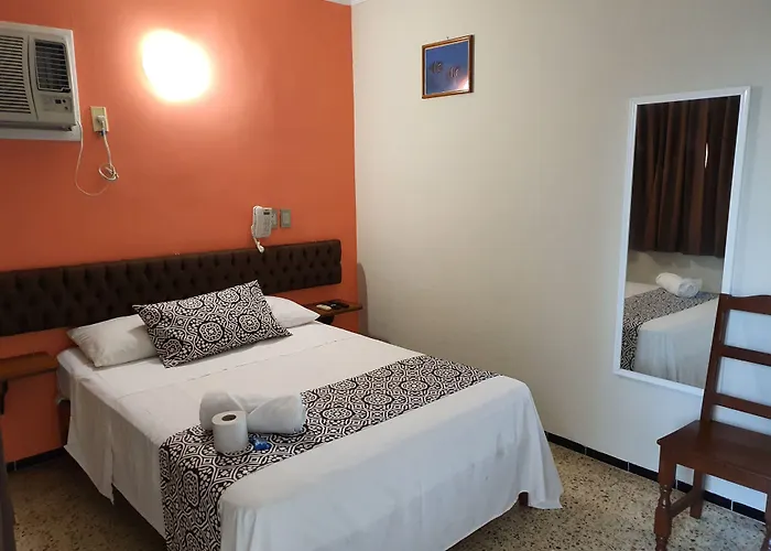 Hotel Atlantico a 150 mts de Playa Martí