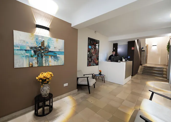 Smart Stay Hotel Station