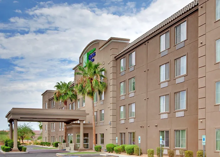 Holiday Inn Express Peoria North - Glendale By Ihg
