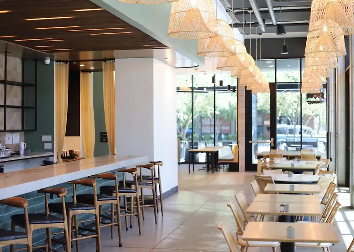 Cambria Downtown Phoenix Convention & Airport Hotel