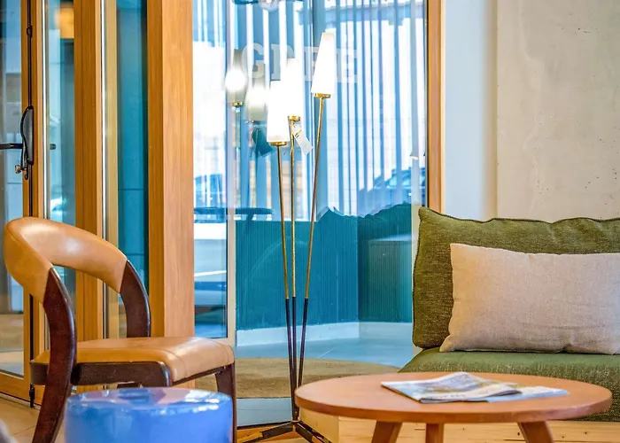 greet hotel Salon de Provence