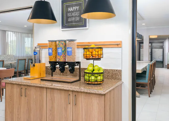 Hampton Inn Buffalo-Airport Galleria Mall