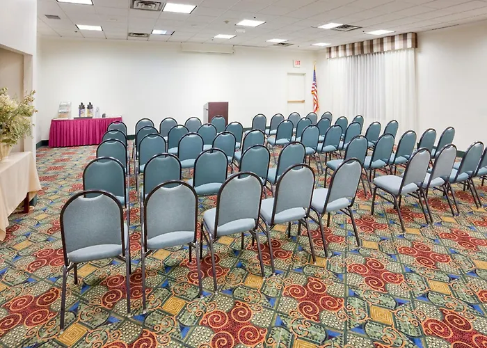Baymont By Wyndham East Windsor Bradley Airport