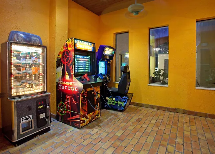 Ramada By Wyndham Indiana