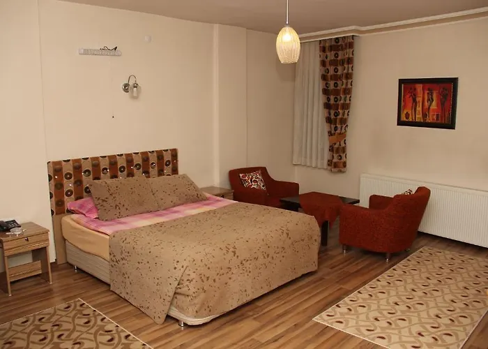 Aymini Hotel