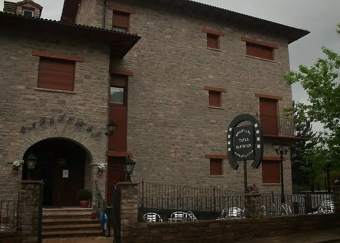 Villa Maria La Virgen de la Vega