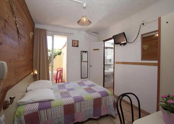 Hôtel La Croix de Malte