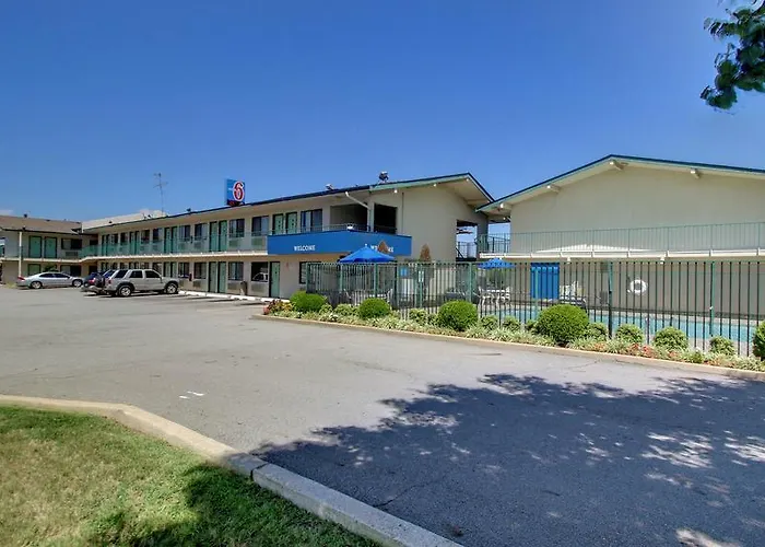 Rodeway Inn Fort Smith I-40