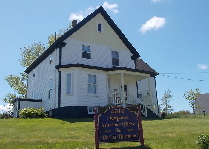 Margaree Harbour View Inn B&B