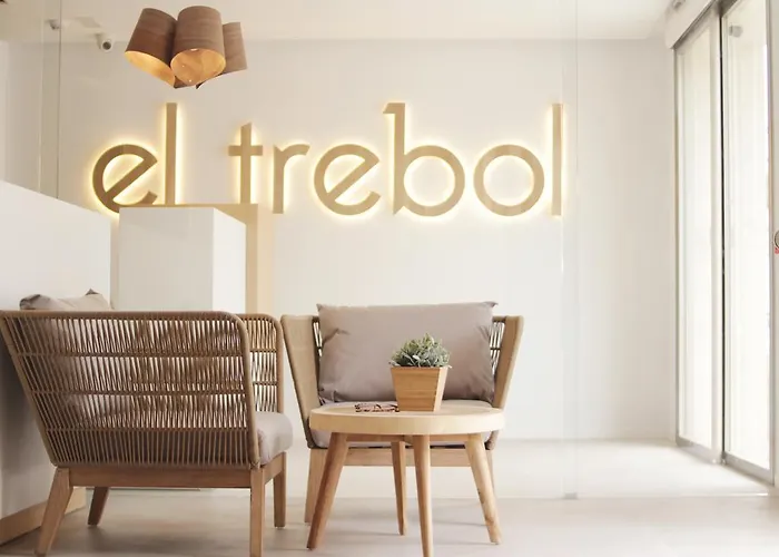 El Trebol Bar & Hotel Only Adults