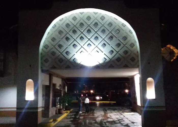 Hotel Los Arcos