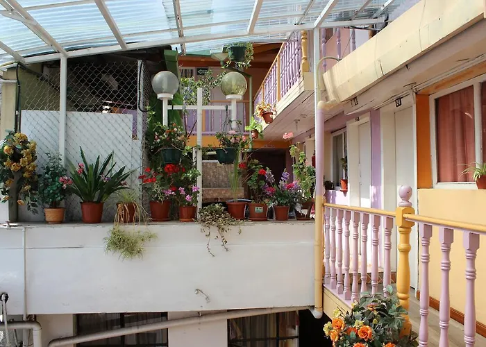 Hostal Yumbo Imperial