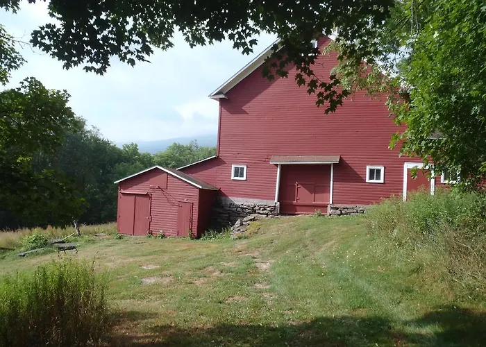 Breezy Hill Inn