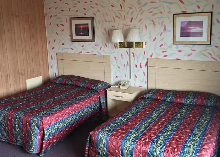Macthrift Motor Inn