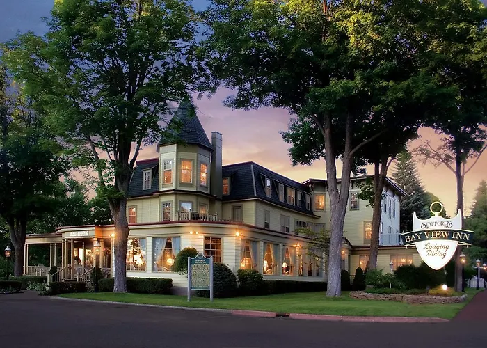 Stafford'S Bay View Inn