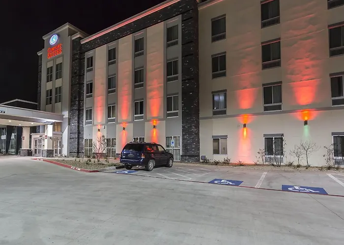 Comfort Suites - University Lubbock