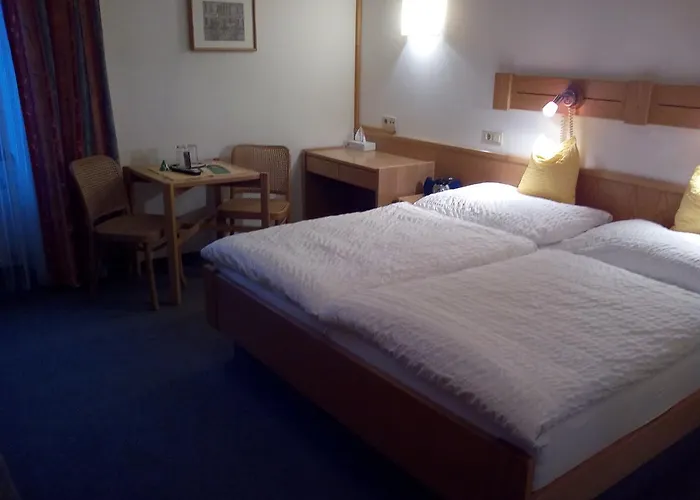 Hotel zum goldenen Hirschen