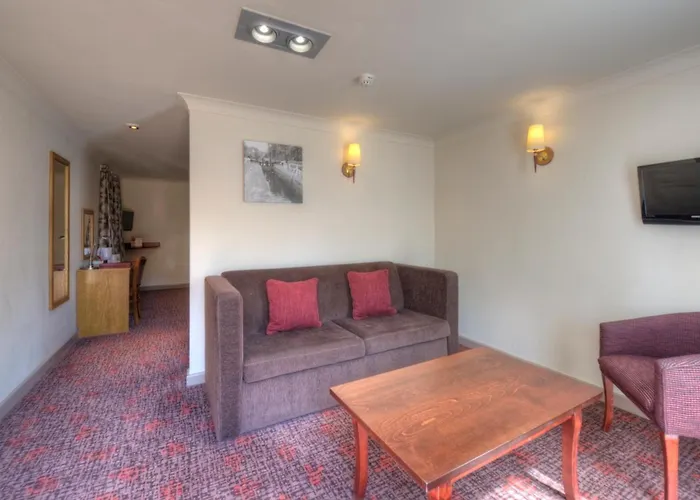 The Elms Hotel Retford