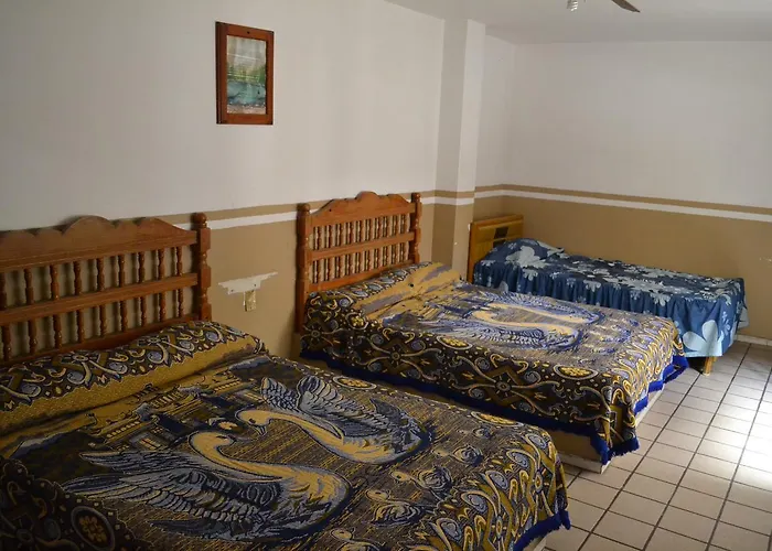 Hotel Plaza Romo