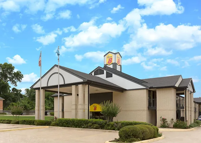 Super 8 By Wyndham Ruston