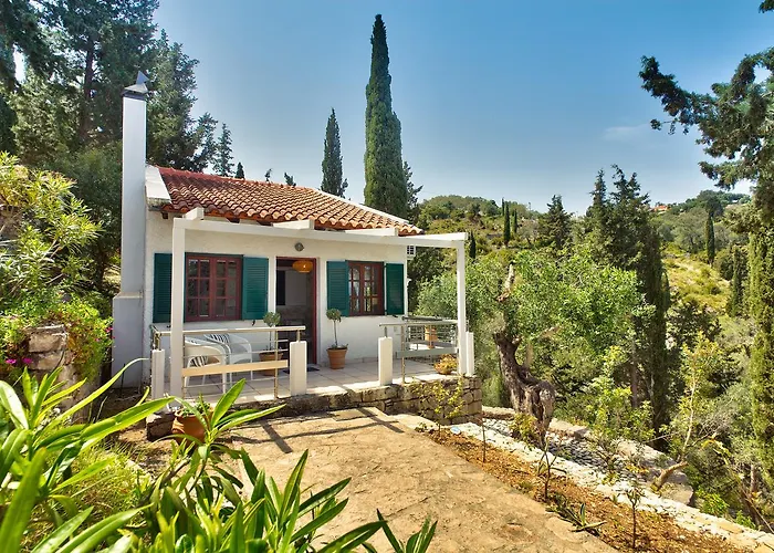 Glyfada Beach Villas Longós