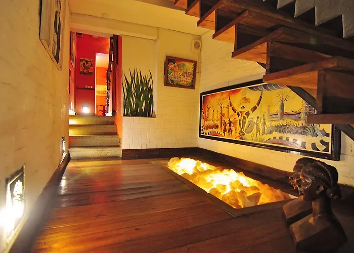 Rova Hotel