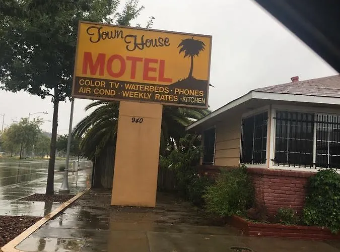 Townhouse Motel - West Sacramento