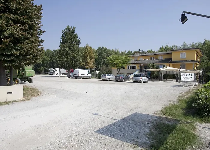 La Quercia Hotel con Ristorante