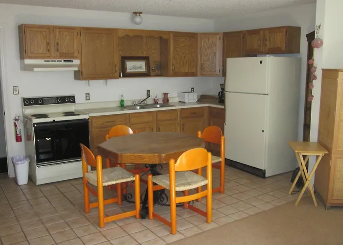 Dodgeton Creek Inn