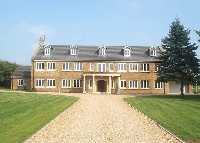 Woodhouse Farm Lodge