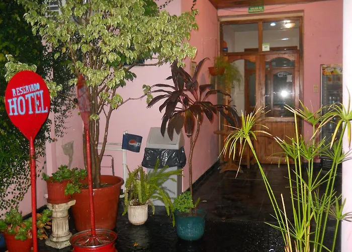 Dennisse Hotel