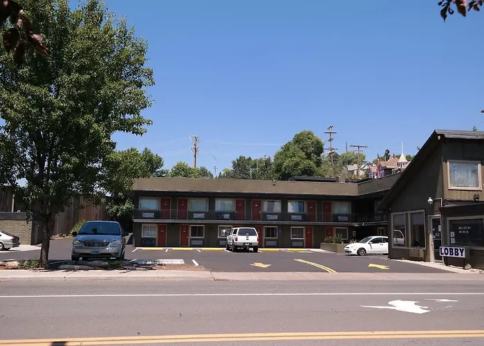 River Park Inn