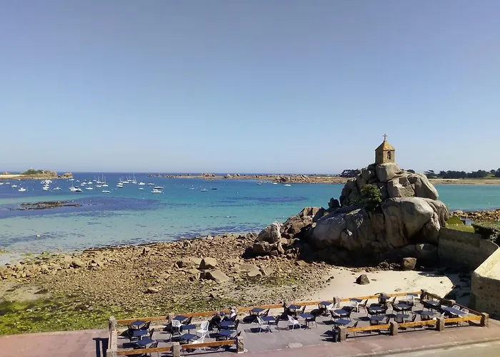 Grand Hotel De Port Blanc Penvénan