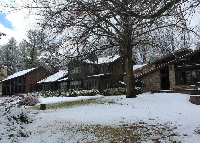 The Inn At White Oak
