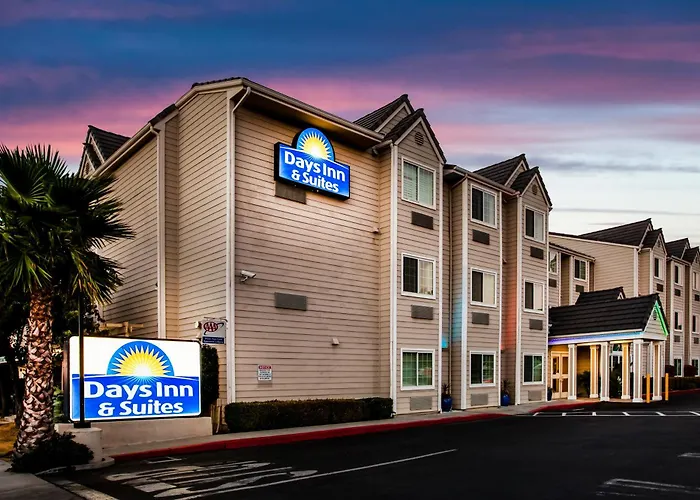 Days Inn & Suites By Wyndham Antioch