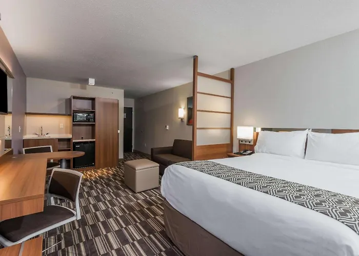 Microtel Inn & Suites By Wyndham Altoona