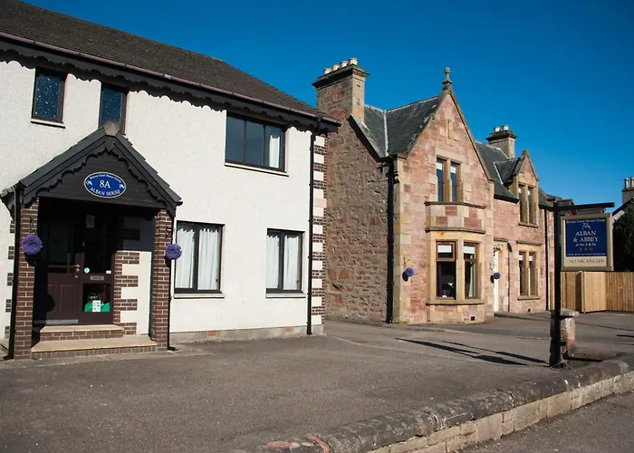 Alban And Abbey House