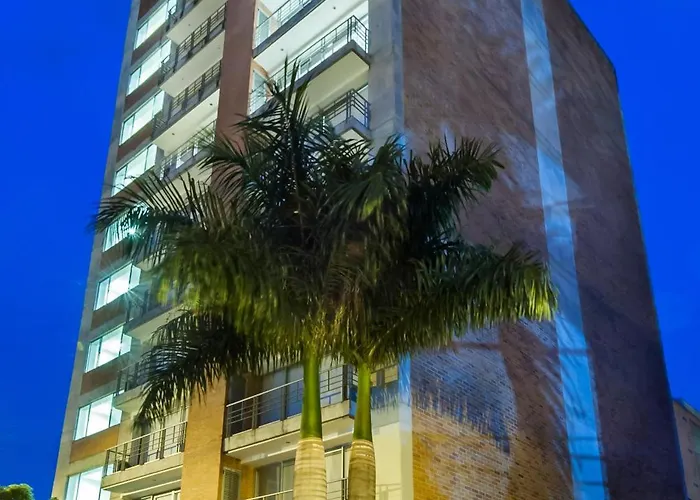 Travelers Orange Suites