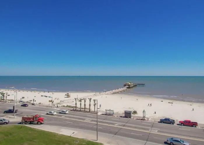 Casa Del Mar Beach View Galveston