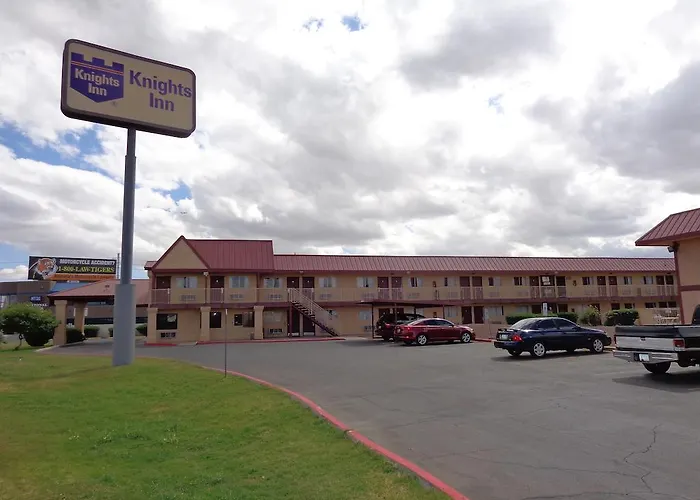 Knights Inn At N Black Canyon Hwy