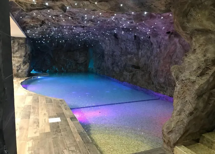 National Park Hotel & Spa