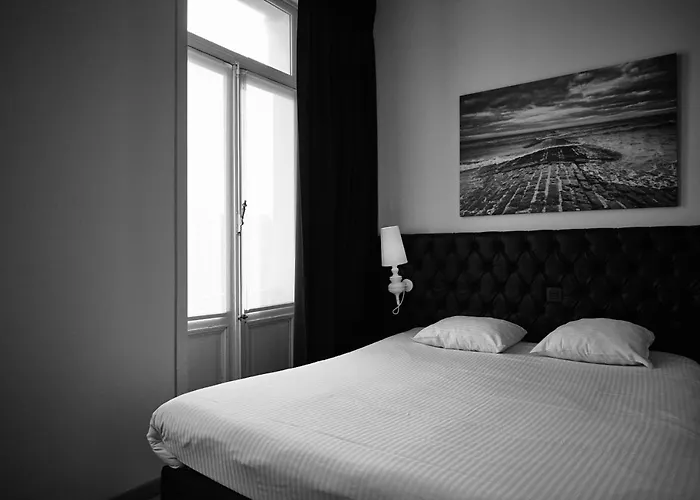 Hotel Le Parisien