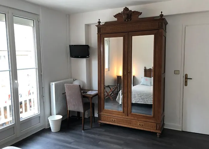 Hôtel les Remparts