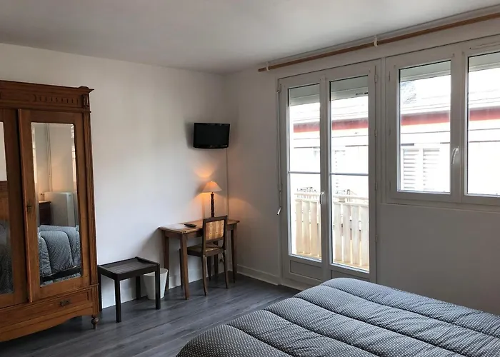 Hôtel les Remparts