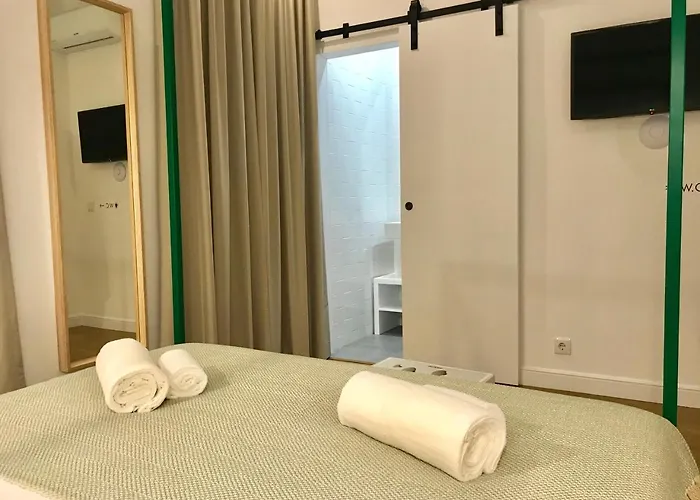 Alameda Exclusive House