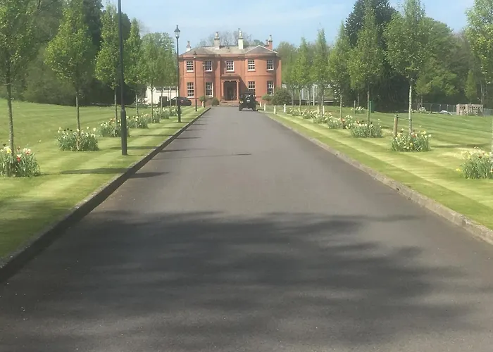 Woodland House Hotel